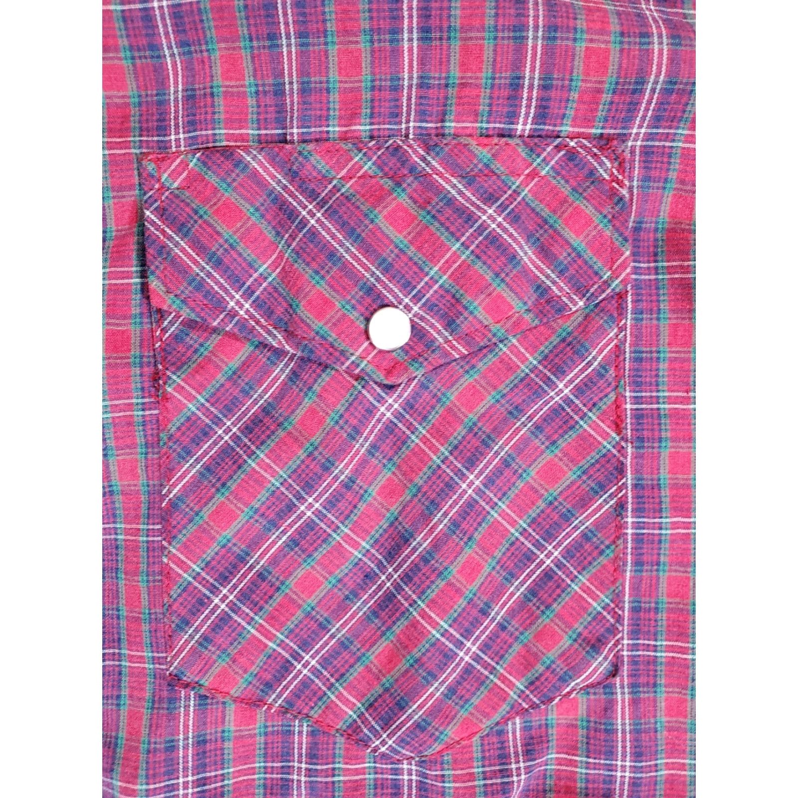 Wrangler VINTAGE Wrangler Western Pearl Snap Shirt Long Tails Made In USA Red Plaid XL Shirt Mens Western 70s 80s Cowboy Rockabilly USA Size US XL / EU 56 / 4 - 3 Thumbnail