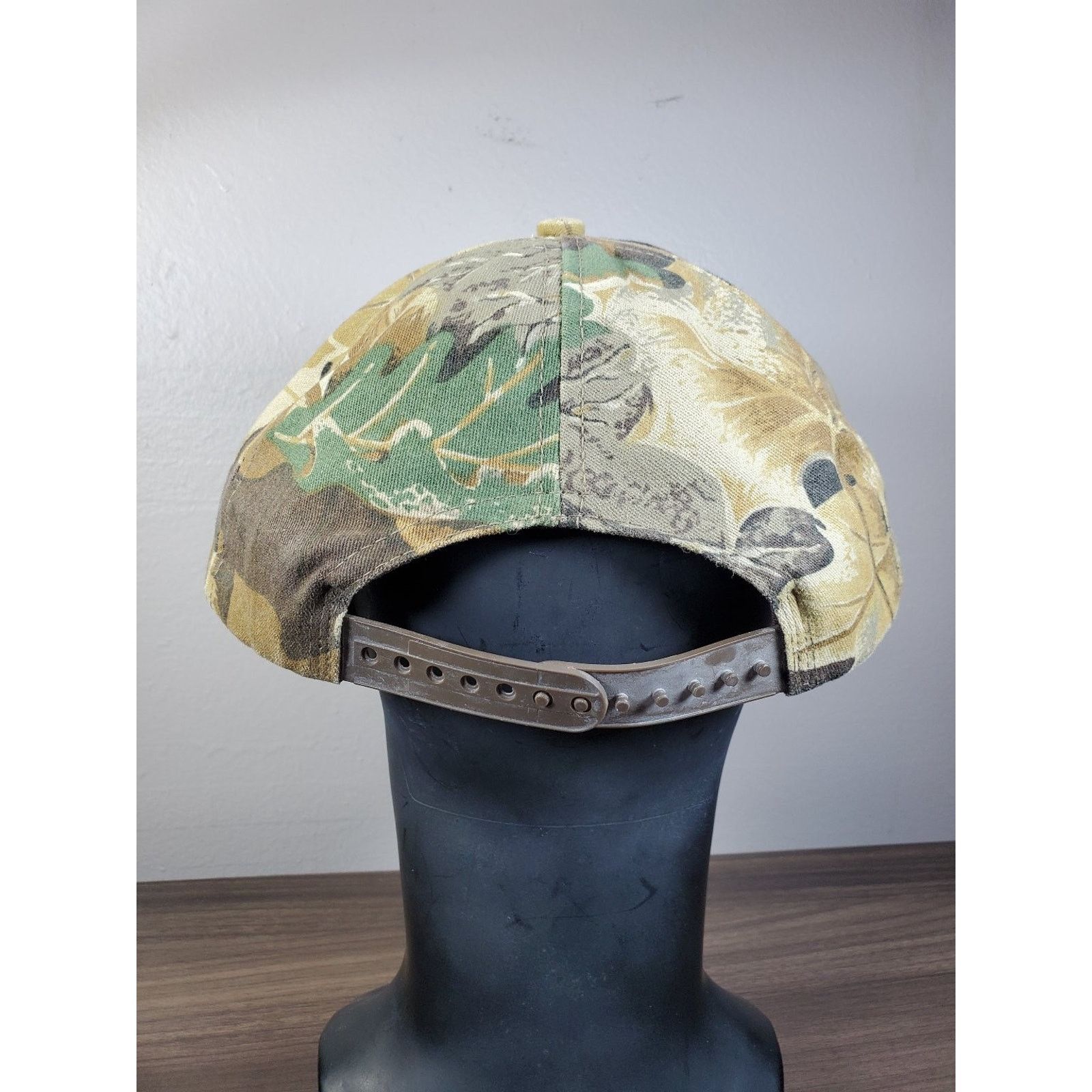 Realtree × Vintage Farm & Home Supply Hat Camo Snapback Cap Hunting Fishing Size ONE SIZE - 6 Thumbnail
