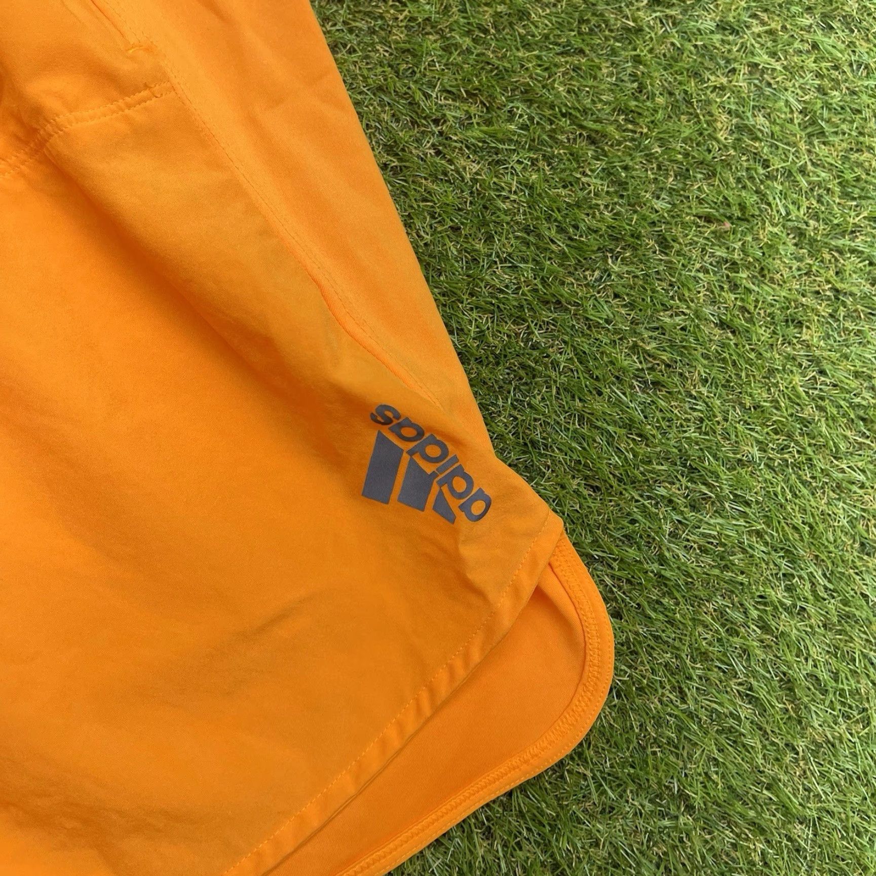 Adidas Adidas Limited Edition Steve Clarkson Shorts Mens Large Sportswear Quarterback Size US 33 - 4 Thumbnail