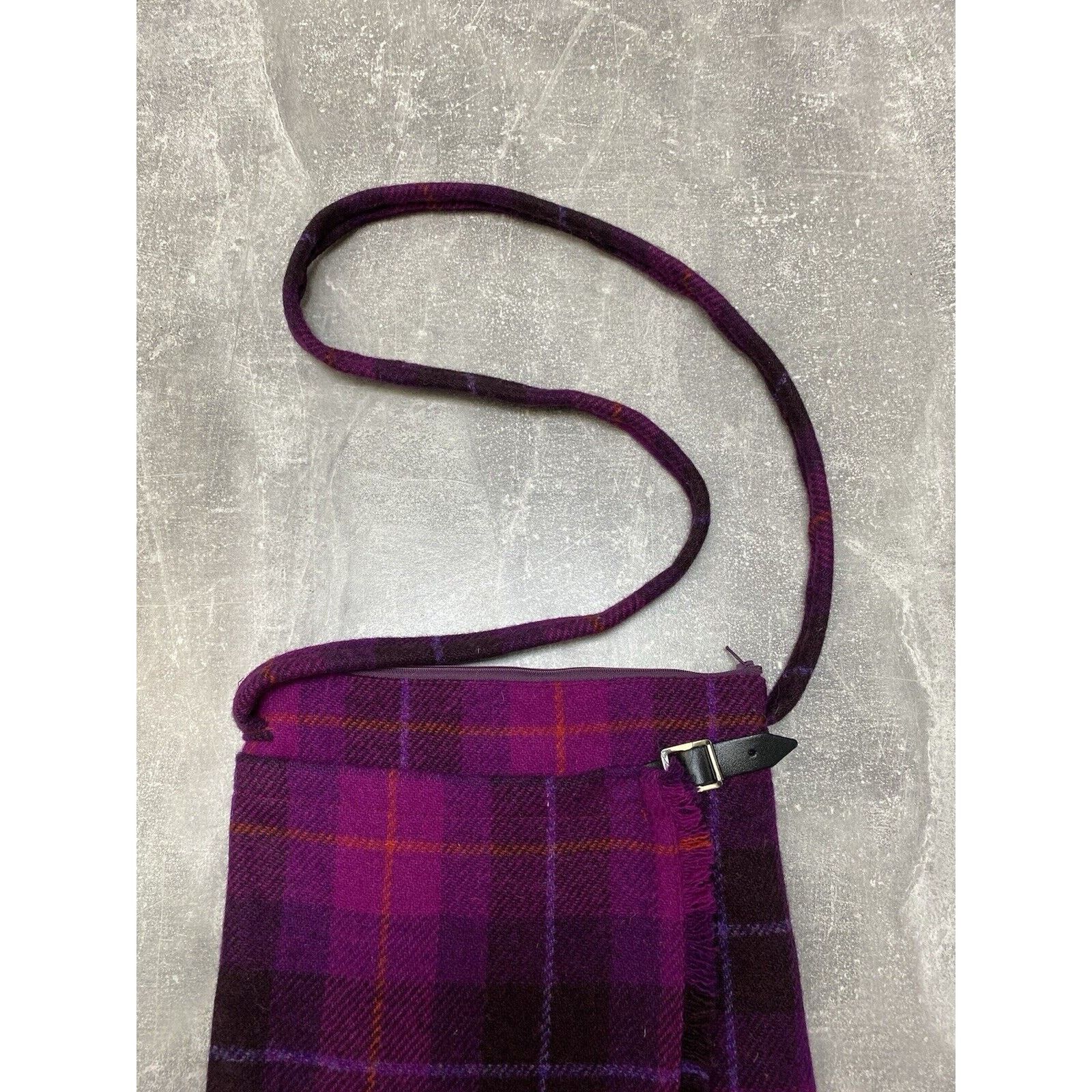 Harris Tweed × Vintage Harris Tweed Avant Garde Wool Vintage Pink Shoulders Bag Size ONE SIZE - 5 Thumbnail