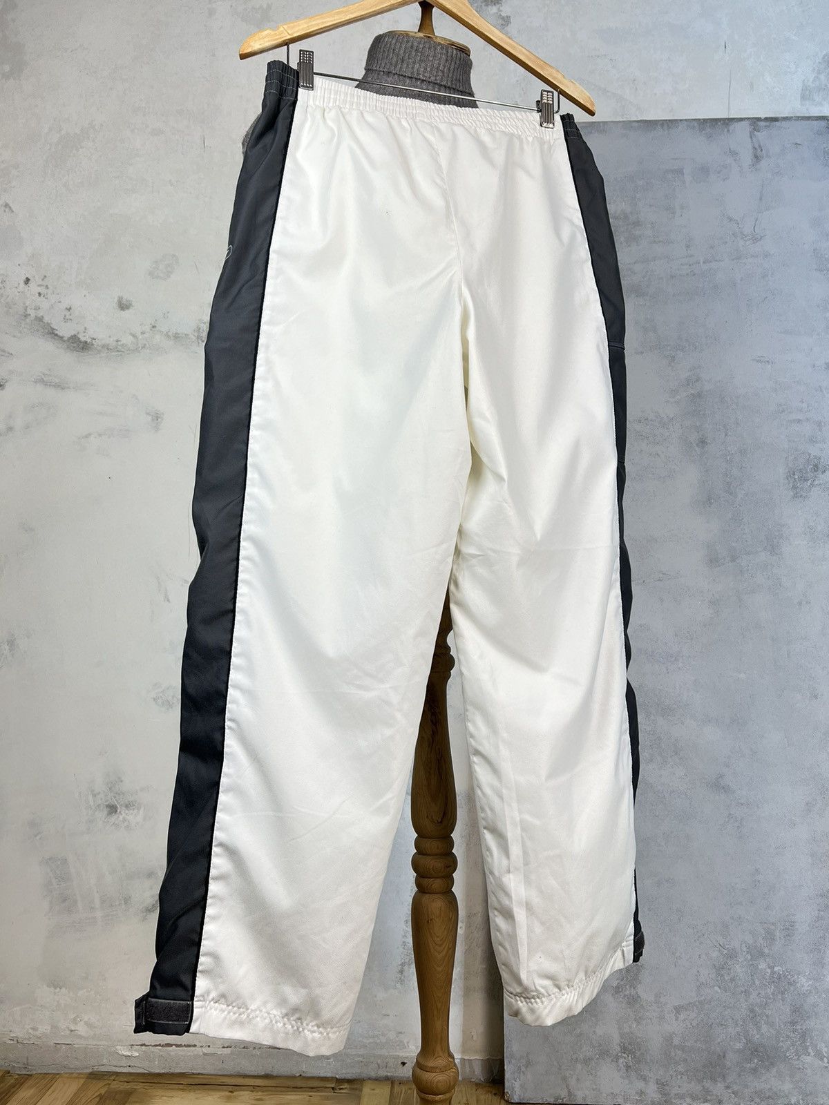 Vintage Vintage Nike Jogger Pants Size M - L Size US 32 / EU 48 - 9 Thumbnail