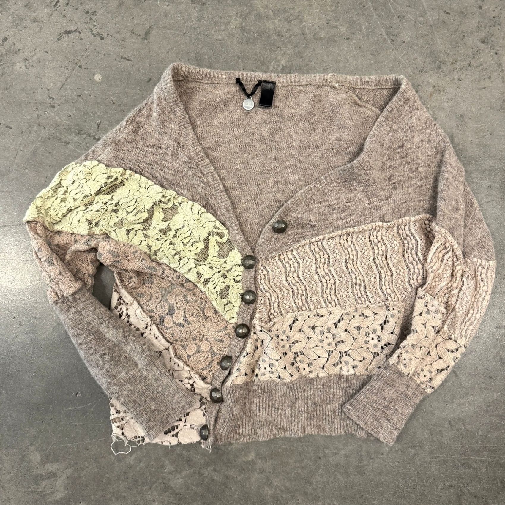 BKE Vintage Y2K Lace Cardigan Boho Beige M BKE Festival Size M / US 6-8 / IT 42-44 - 2 Thumbnail