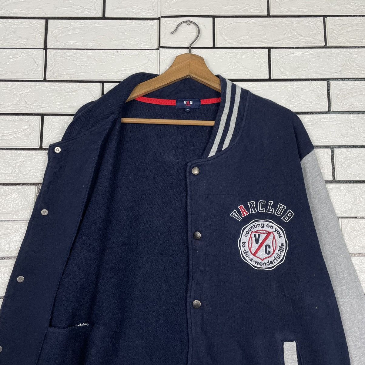 Japanese Brand Van Club Big Logo Varsity Sweater Jacket Size US L / EU 52-54 / 3 - 10 Thumbnail