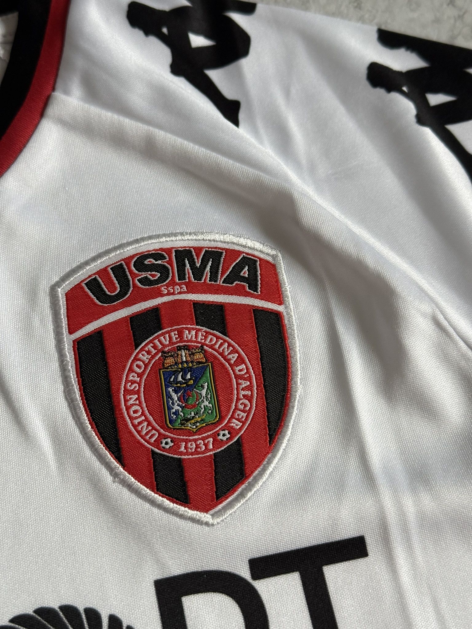 Kappa USMA Alger 2021 Away Football Shirt Jersey Kappa size 2xl Size US XXL / EU 58 / 5 - 6 Thumbnail