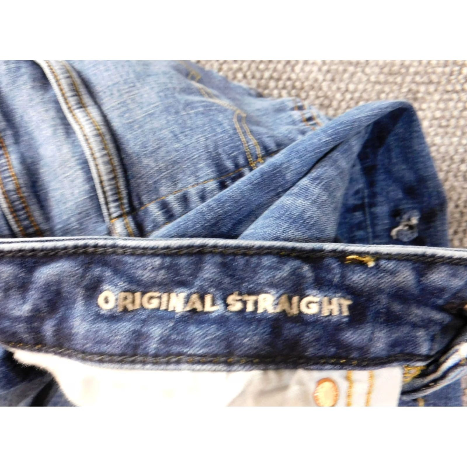 American Eagle Outfitters VINTAGE American Eagle Outfitters Jeans Men 30x30 Blue Dark Wash Denim Straight 30in Inseam Mens Regular 30 30 Blue Jeans Size US 30 / EU 46 - 5 Thumbnail