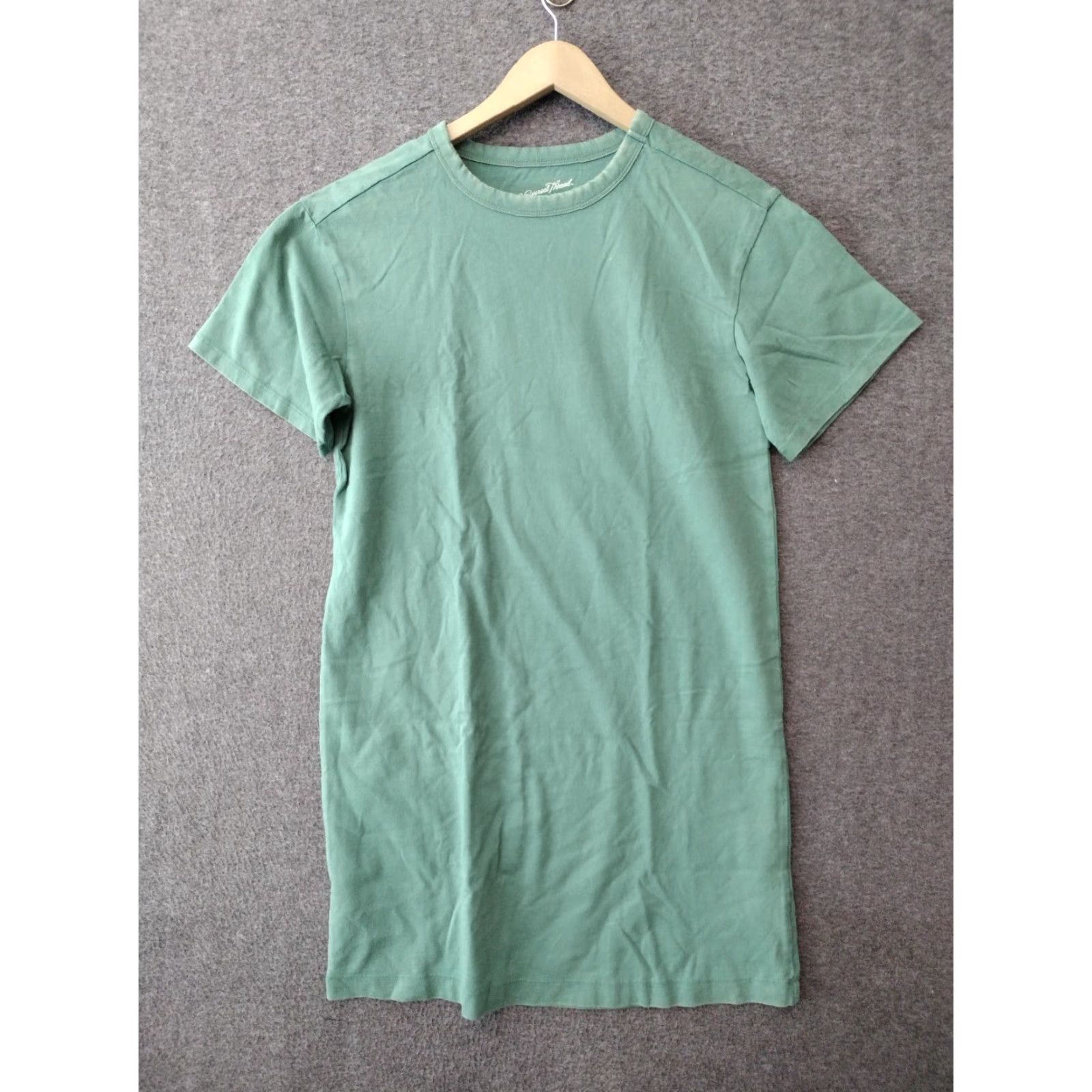 Vintage Nike Universal Thread Goods Co Shirt Women's XS Green Short Sleeve Tee Size XS / US 0-2 / IT 36-38 - 2 Thumbnail