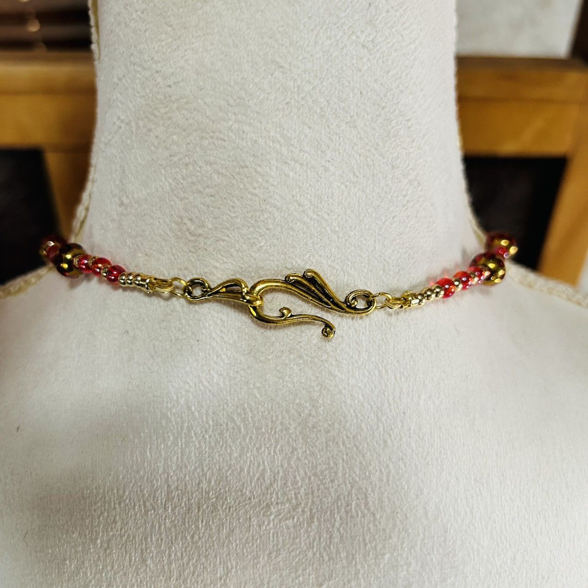 Handmade Handcrafted salamander orange dangle bead pendant necklace Size ONE SIZE - 4 Thumbnail