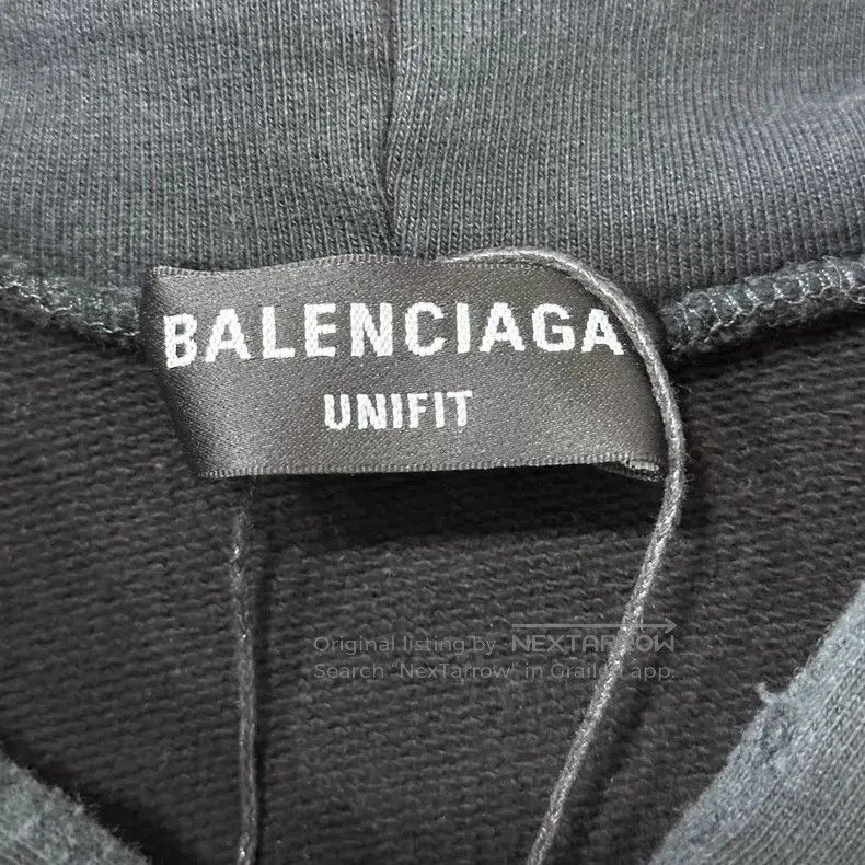 Balenciaga Balenciaga Backwards writing hooded sweater Size US M / EU 48-50 / 2 - 4 Thumbnail