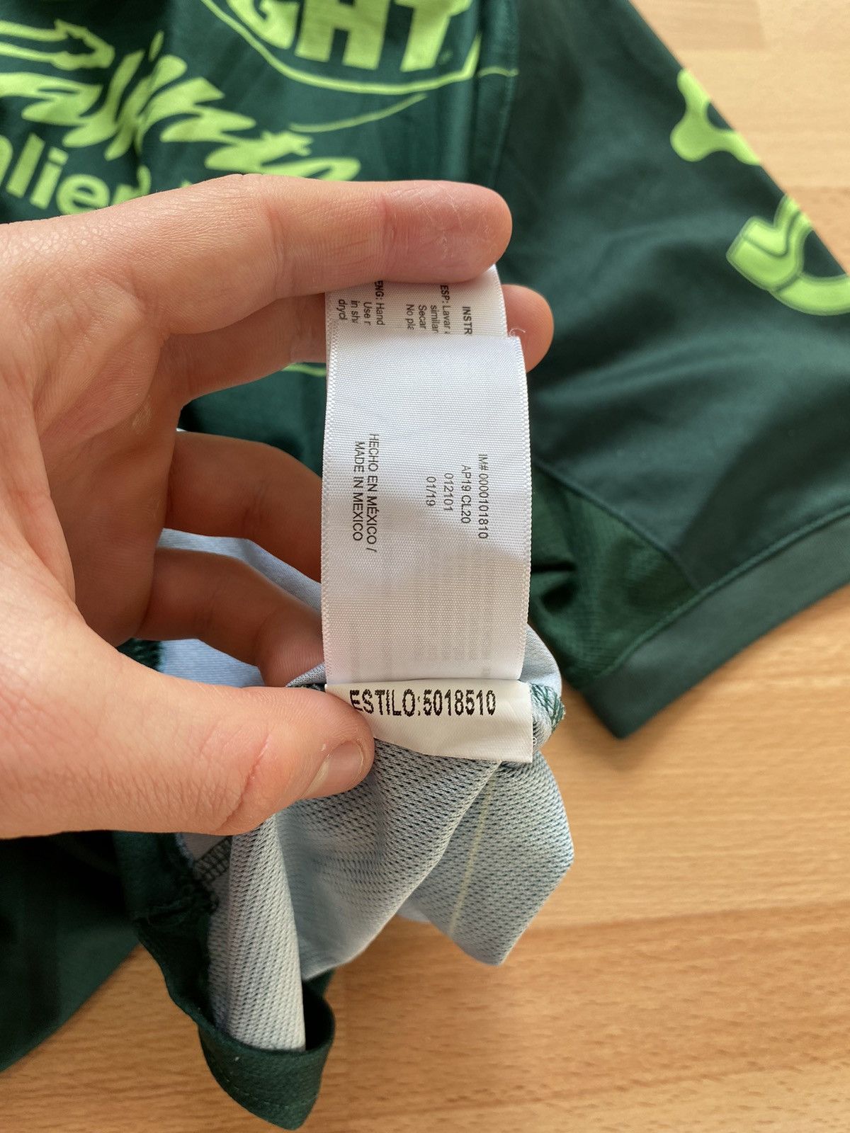 Other Santos Laguna Jersey GreenAuthentic Charly Jersey 2019-2020 Size US M / EU 48-50 / 2 - 9 Thumbnail