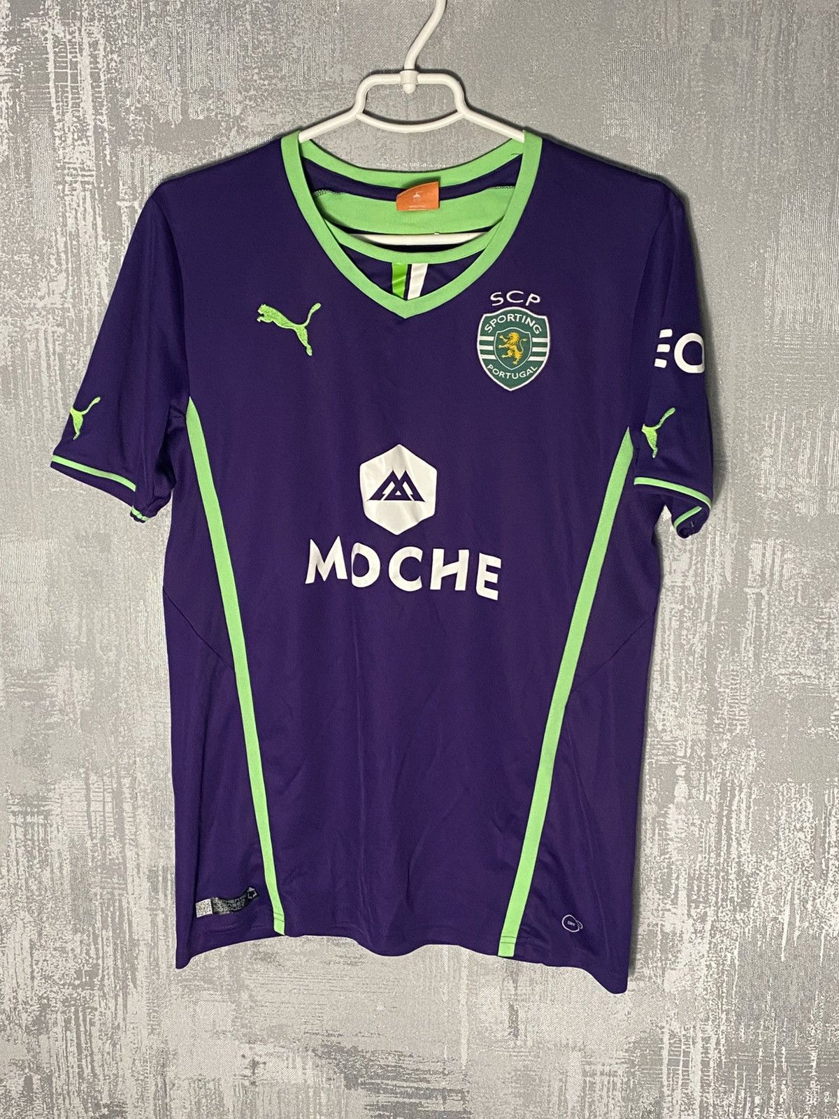 Puma Sporting Lisbon Puma Soccer Jersey 2013 Away Football Shirt Size US M / EU 48-50 / 2 - 1 Thumbnail