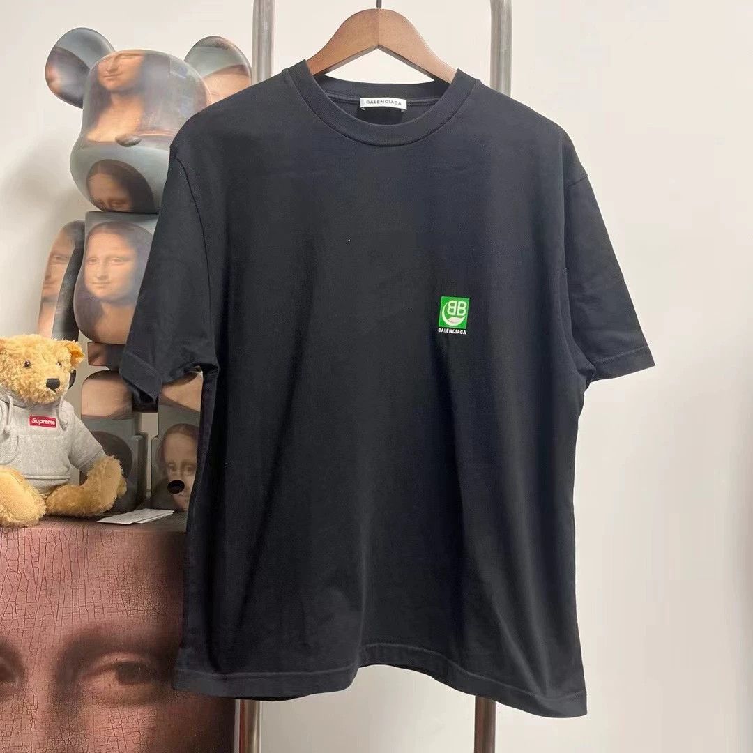 Balenciaga Balenciaga Eco friendly Short Sleeves Size US M / EU 48-50 / 2 - 1 Thumbnail