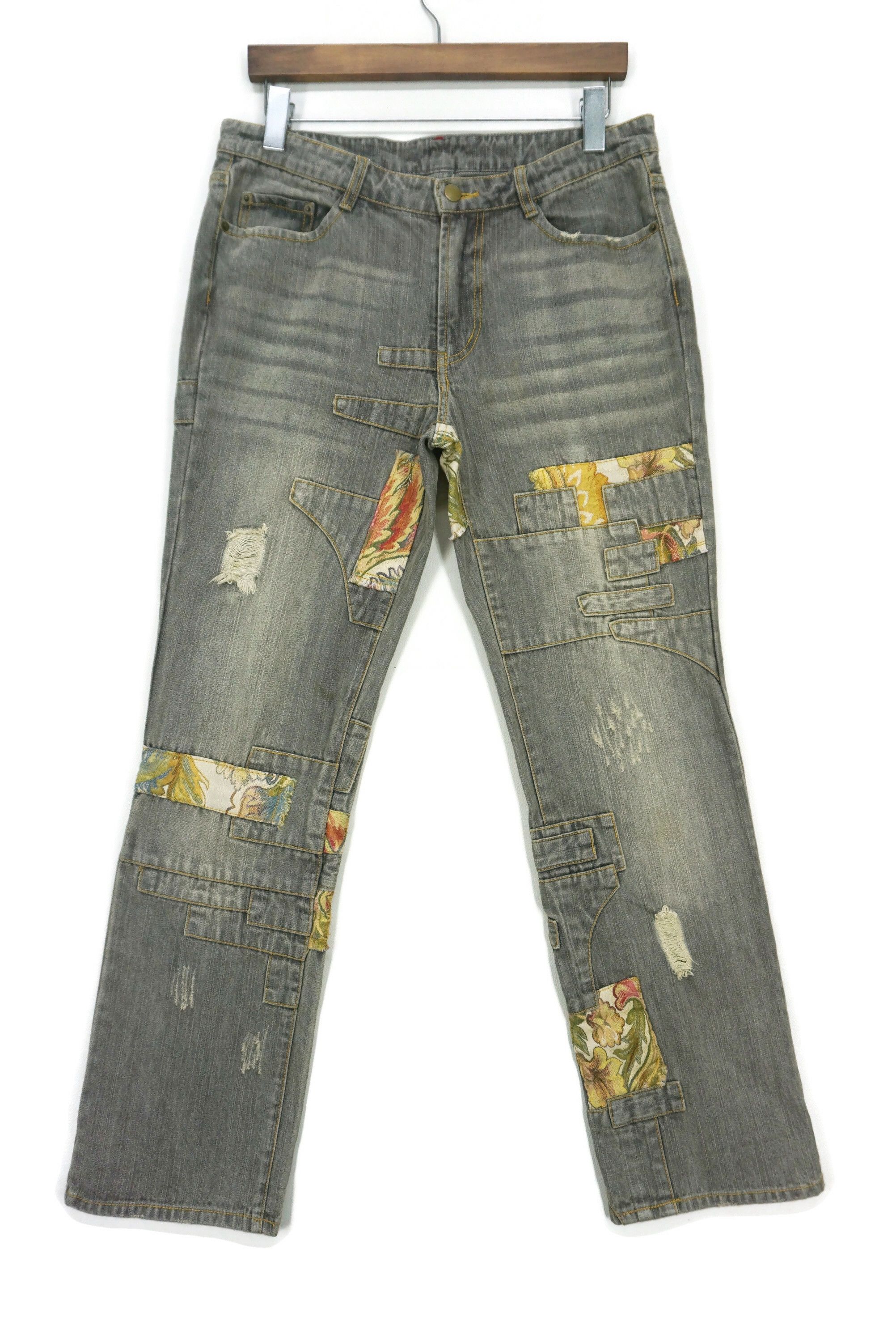 Japanese Brand Kawai Okada Jeans fit W33xL30 Low Rise Sashiko Boro Denim Size US 32 / EU 48 - 1 Thumbnail