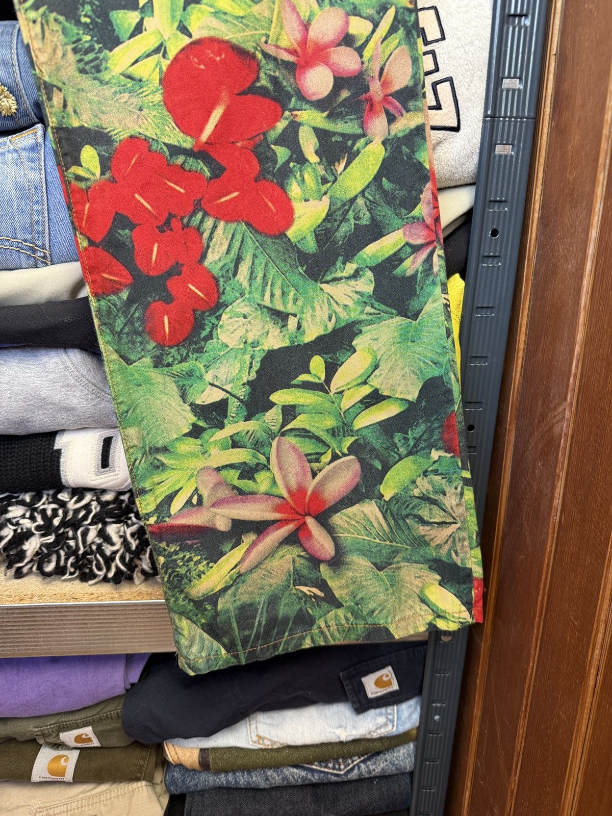 Dolce & Gabbana Vintage Dolce Gabbana Flowers Y2K Cropped Pants Hype Rare Size US 33 - 8 Thumbnail