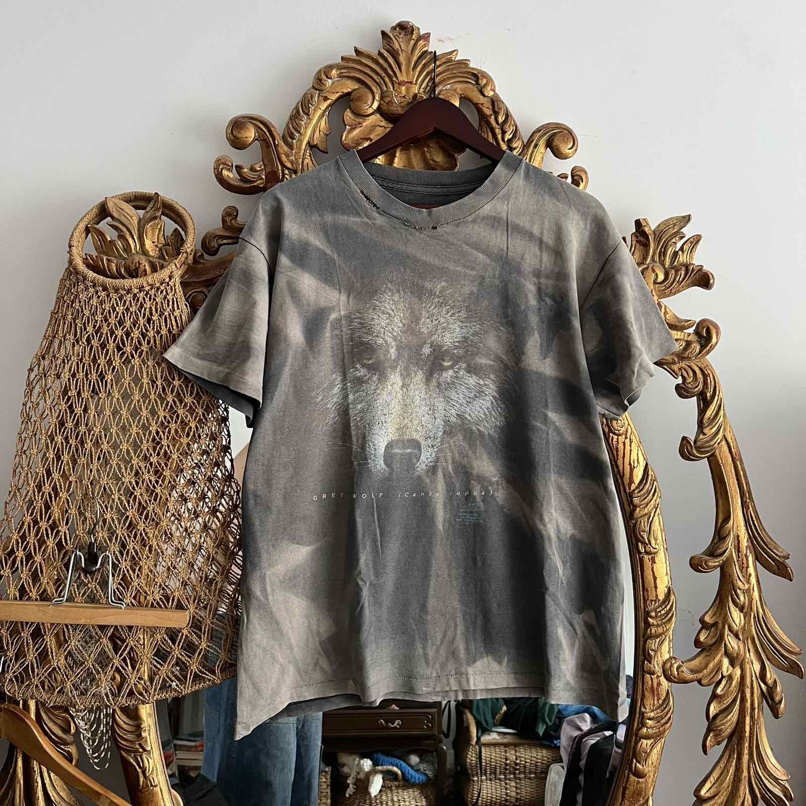 Vintage Vintage Distressed Grey Wolf Big Head Tee Sz L Size US L / EU 52-54 / 3 - 1 Thumbnail