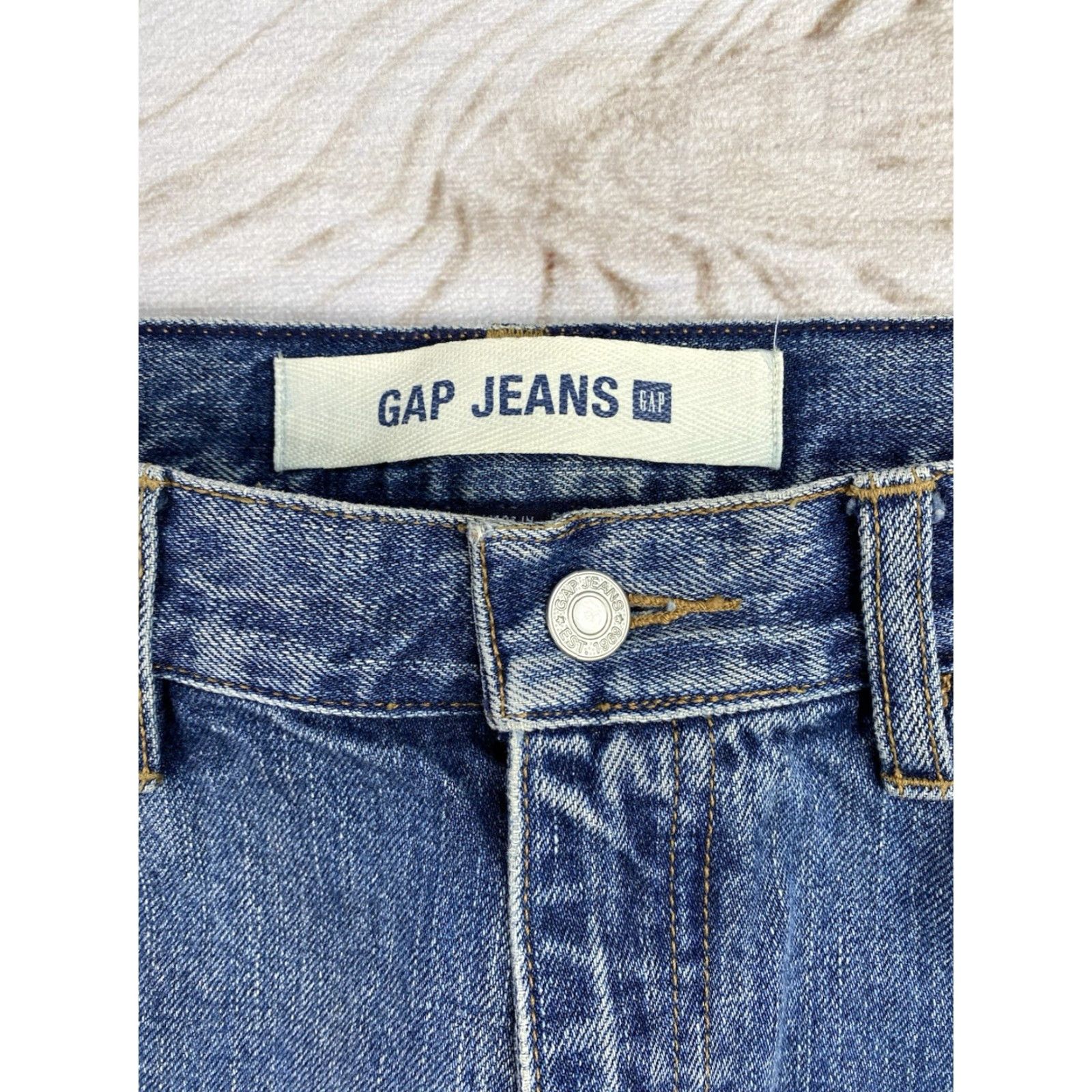 Gap Gap Jeans Long Denim Maxi Skirt Sz 10 Medium Wash Distressed Front Slit Retro Skirt Womens Size 10 Blue Cotton Denim Midi? Long Size 32" / US 10 / IT 46 - 3 Thumbnail