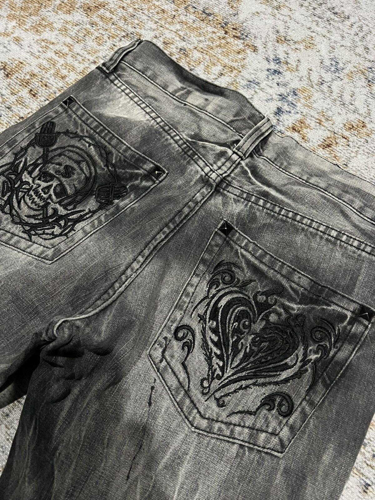 If Six Was Nine Sorridere Paint Splatter Studded Mudwash Flared Jeans Size US 31 - 5 Thumbnail