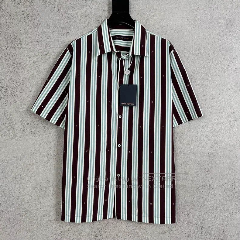 Louis Vuitton Louis Vuitton 26 New presbyopia embellished short sleeve p Size US L / EU 52-54 / 3 - 1 Thumbnail