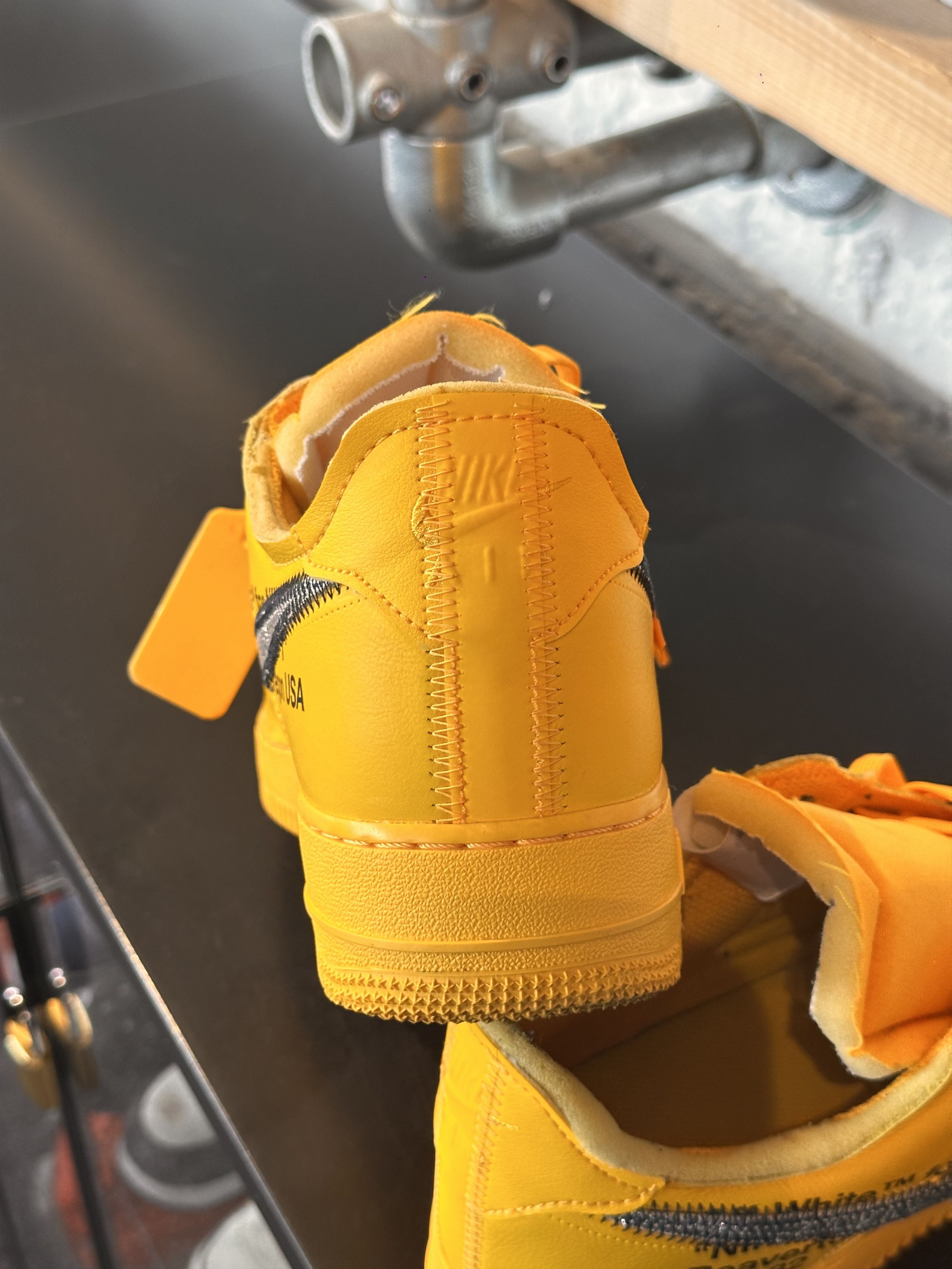 Nike × Off-White Nike X Off-White AF1 CA University Gold Size US 10 / EU 43 - 6 Thumbnail