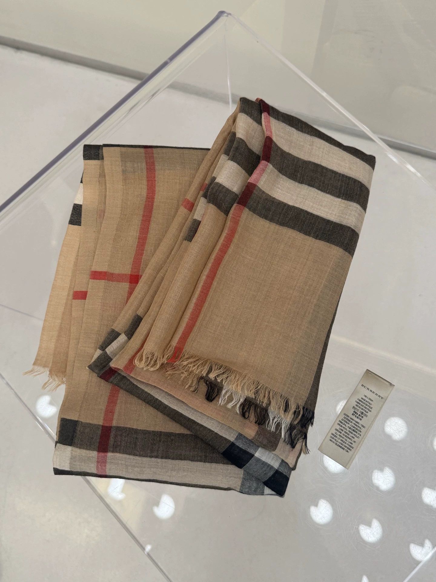 Burberry Burberry camel check light used scarf minor stain Size ONE SIZE - 2 Thumbnail