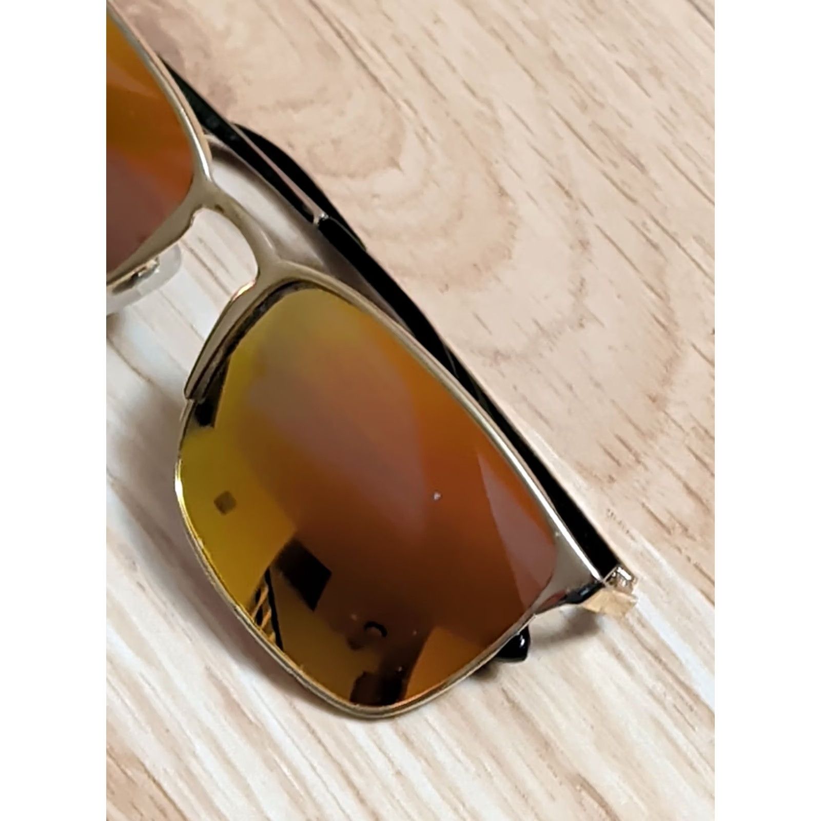 Vintage Ray-Ban Sunglasses RB3508 54 14-35 Gold Rim Frame Burnt Orange Lenses Italy Made Unisex Adults Metal full rim Size ONE SIZE - 3 Thumbnail