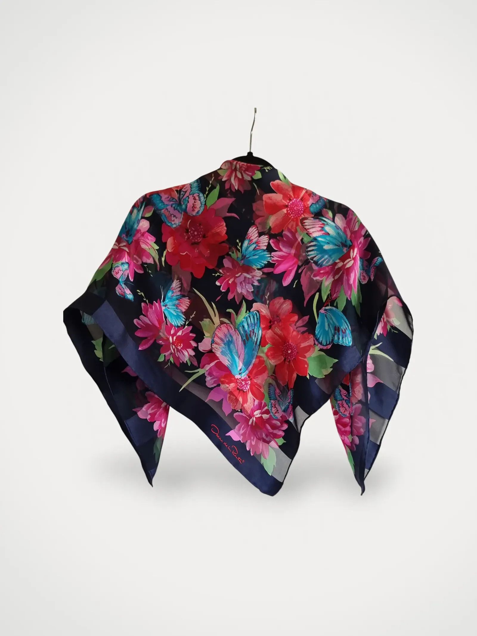 Oscar De La Renta OSCAR DE LA RENTA Scarf Size ONE SIZE - 1 Thumbnail