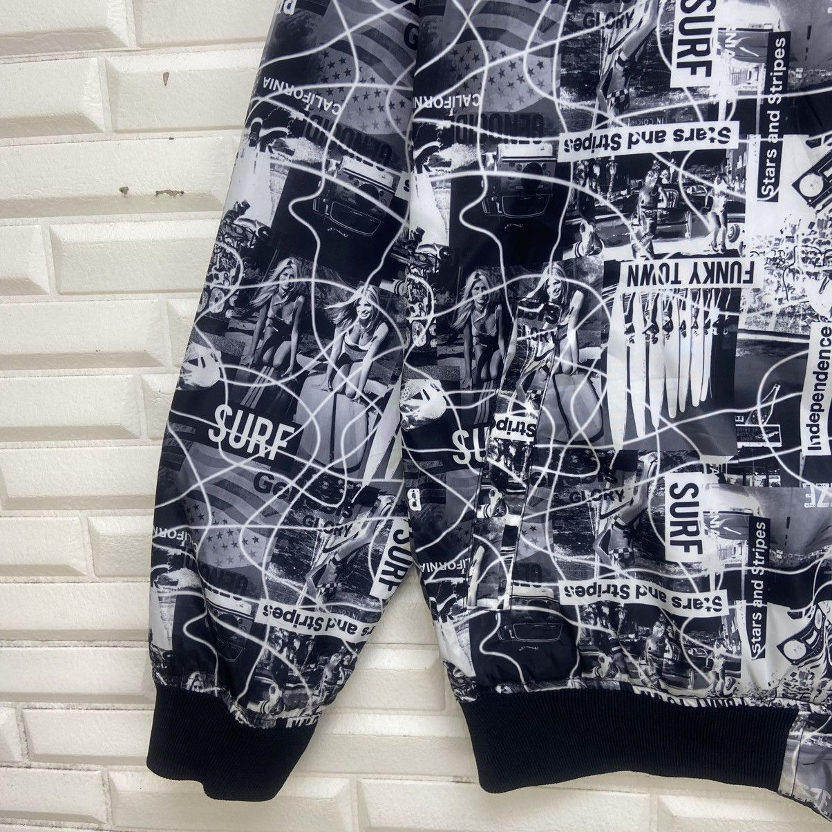 Japanese Brand Japanese Brand Surf Independence Full Print Bomber Style Size US M / EU 48-50 / 2 - 12 Thumbnail