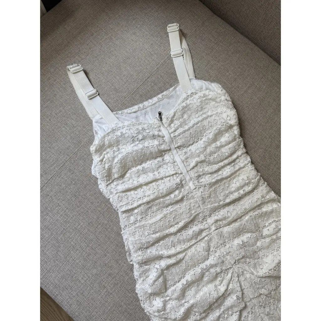 Dolce & Gabbana Dolce & Gabbana White Lace Stretch Bodycon Mini Dress IT40 Size S / US 4 / IT 40 - 6 Thumbnail