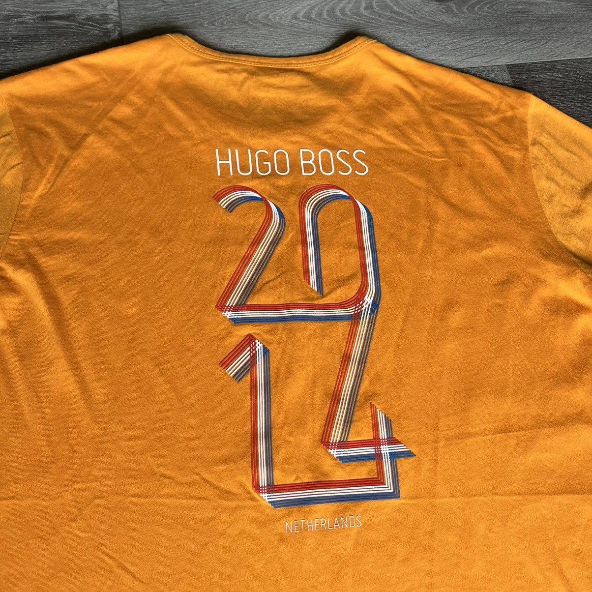 Hugo Boss Vintage 2014 Hugo Boss Netherlands Orange Boss Logo T Shirt Size US M / EU 48-50 / 2 - 2 Thumbnail