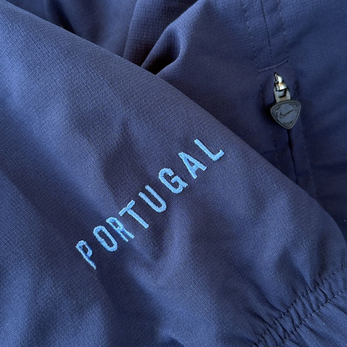 Nike × Vintage Nike Portugal National Team Tracksiut Vintage 2004 NEW RARE Size US S / EU 44-46 / 1 - 14 Thumbnail