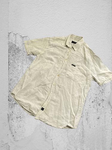 Valentino × Vintage Vintage Valentino Light Blue Pocket Logo Button Up Shirt Size US XL / EU 56 / 4 - 1 Thumbnail