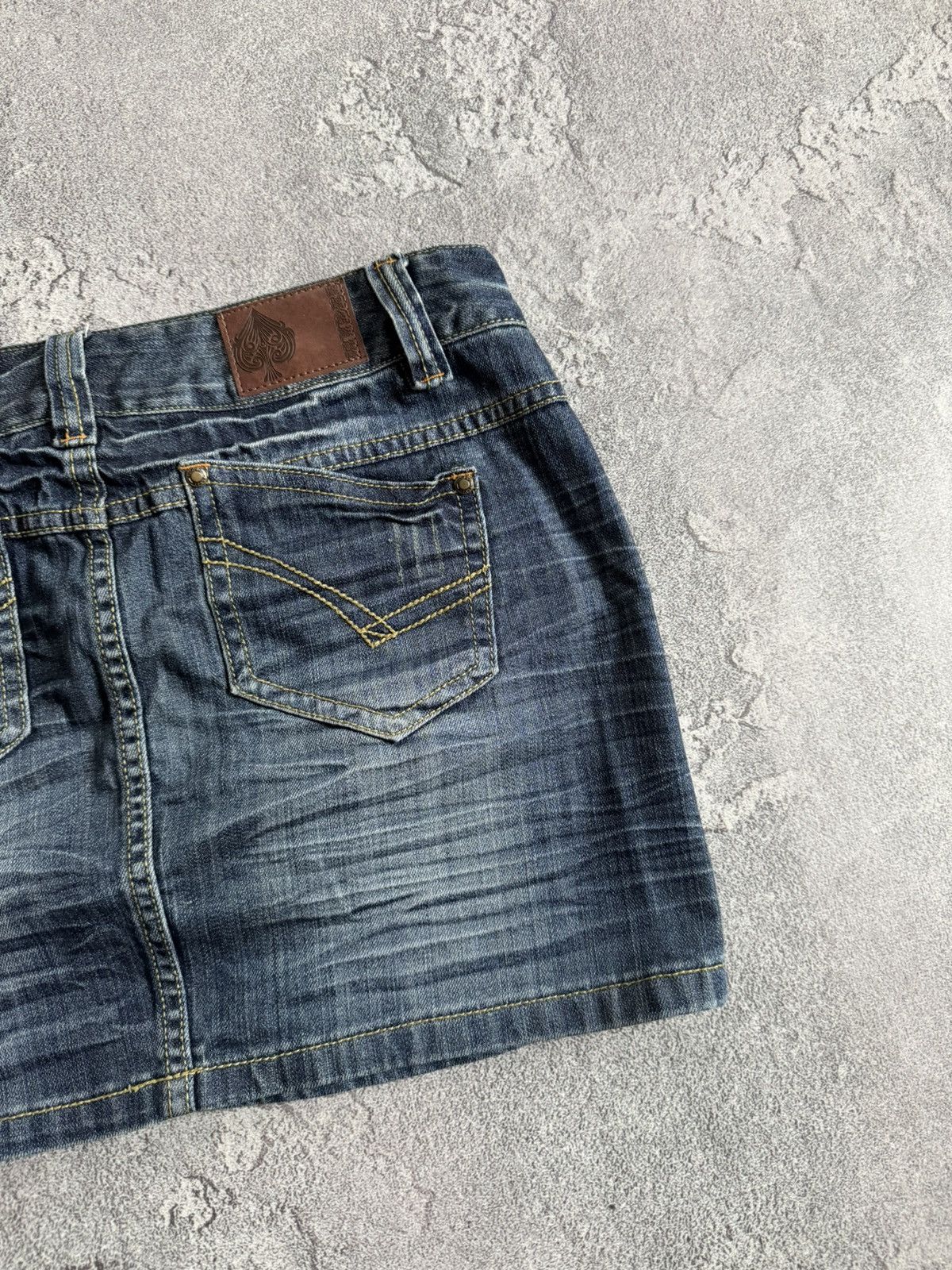 Japanese Brand Y2K avantgarde denim mini skirt hysteric glamour japanese Size 27" / US 4 / IT 40 - 4 Thumbnail