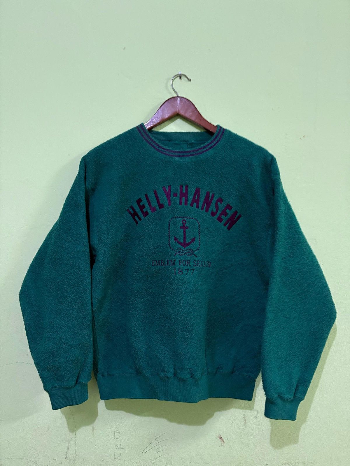 Helly Hansen Vintage Helly Hansen Pullover Jumper Sweatshirt Embroidered Size US M / EU 48-50 / 2 - 1 Thumbnail