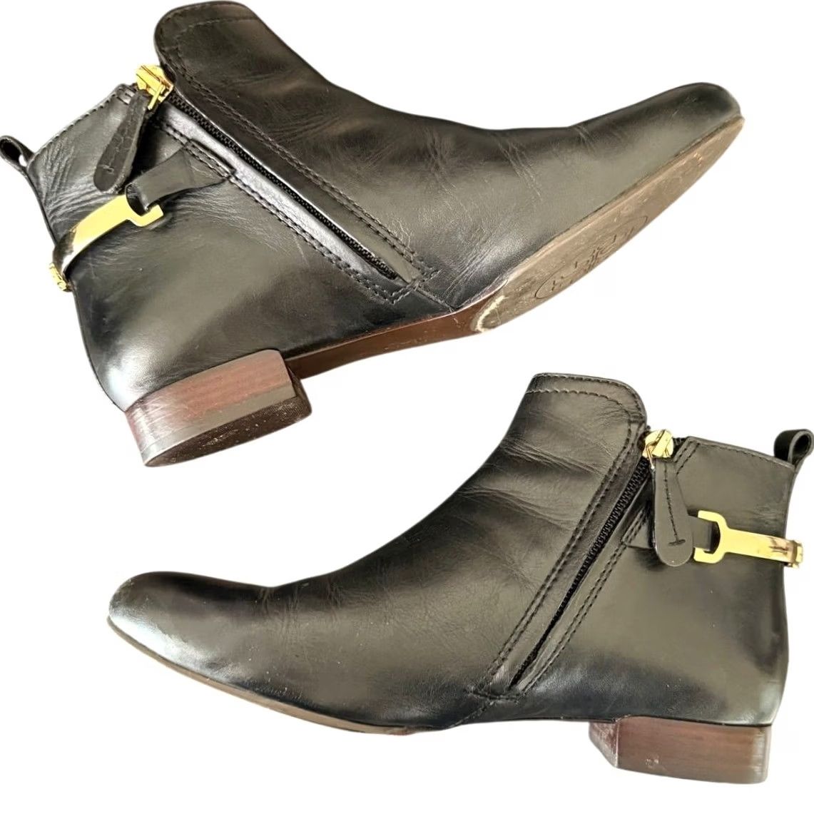 Tory Burch Tory Burch Black Leather Zip Up Ankle Boots 0.75" Gold Logo Detailing - 7 Women's Boots Size US 7 / IT 37 - 6 Thumbnail