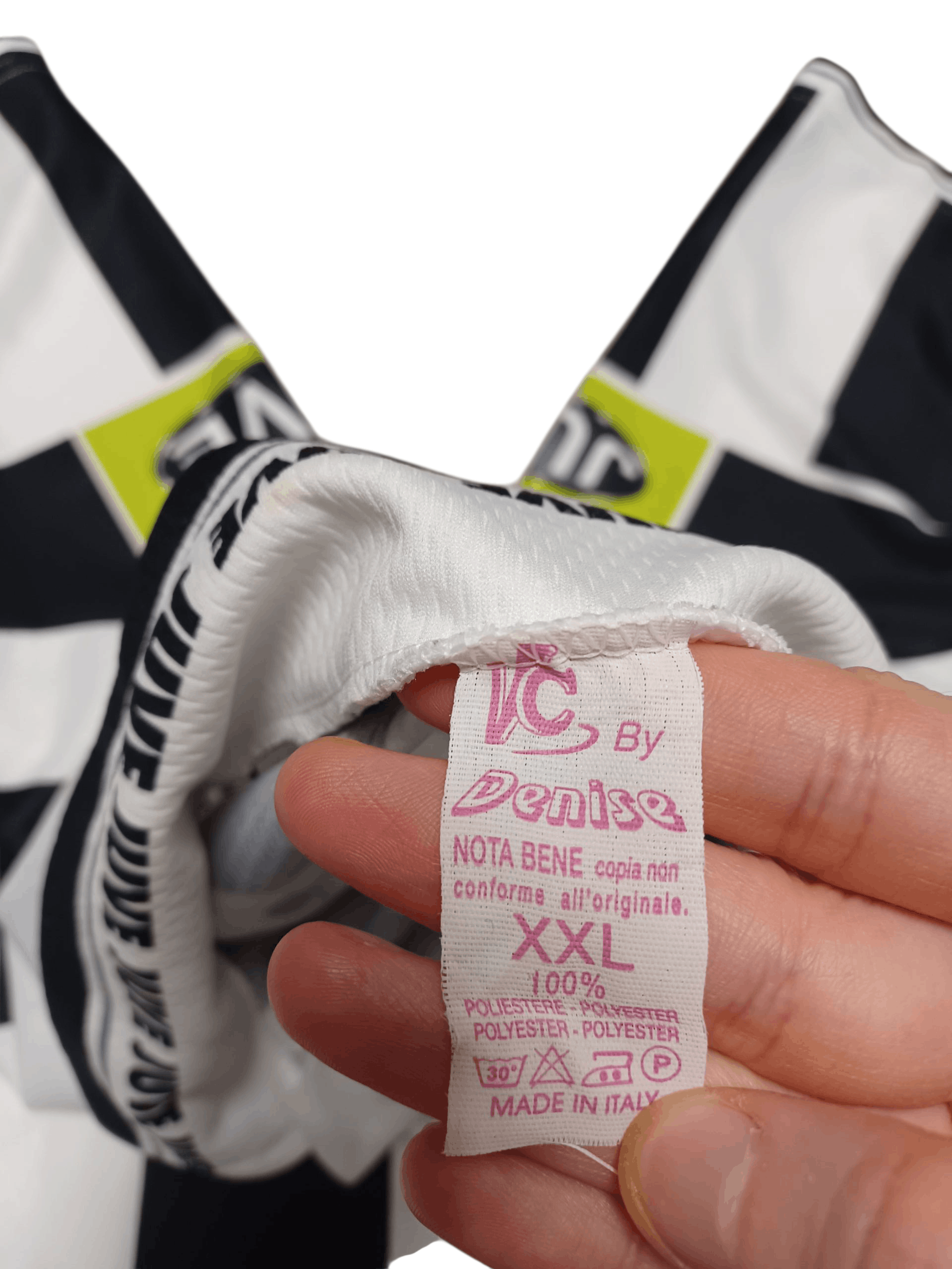 Other JUVENTUS EDGAR DAVIDS VINTAGE 2000/2001 STYLE SOCCER JERSEY Size US XXL / EU 58 / 5 - 4 Thumbnail