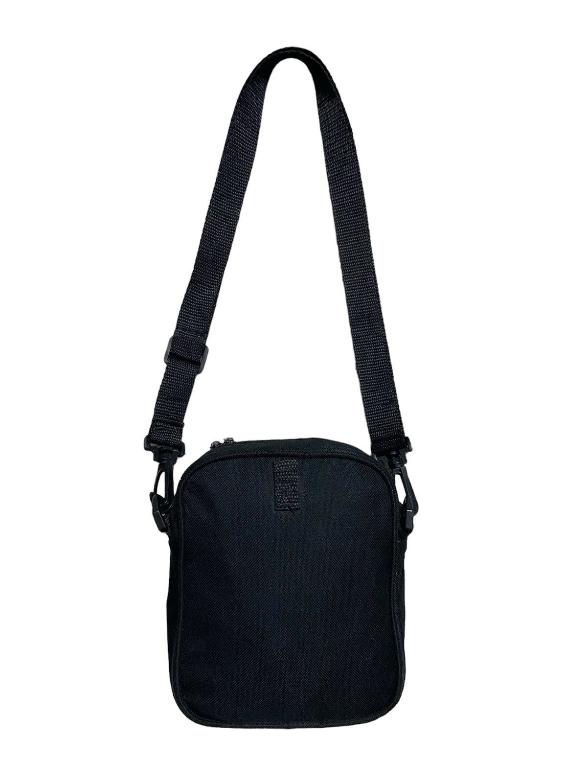 Anime × Cartoon Network × Disney Pingu Crossbody Sling Bag Size ONE SIZE - 2 Thumbnail