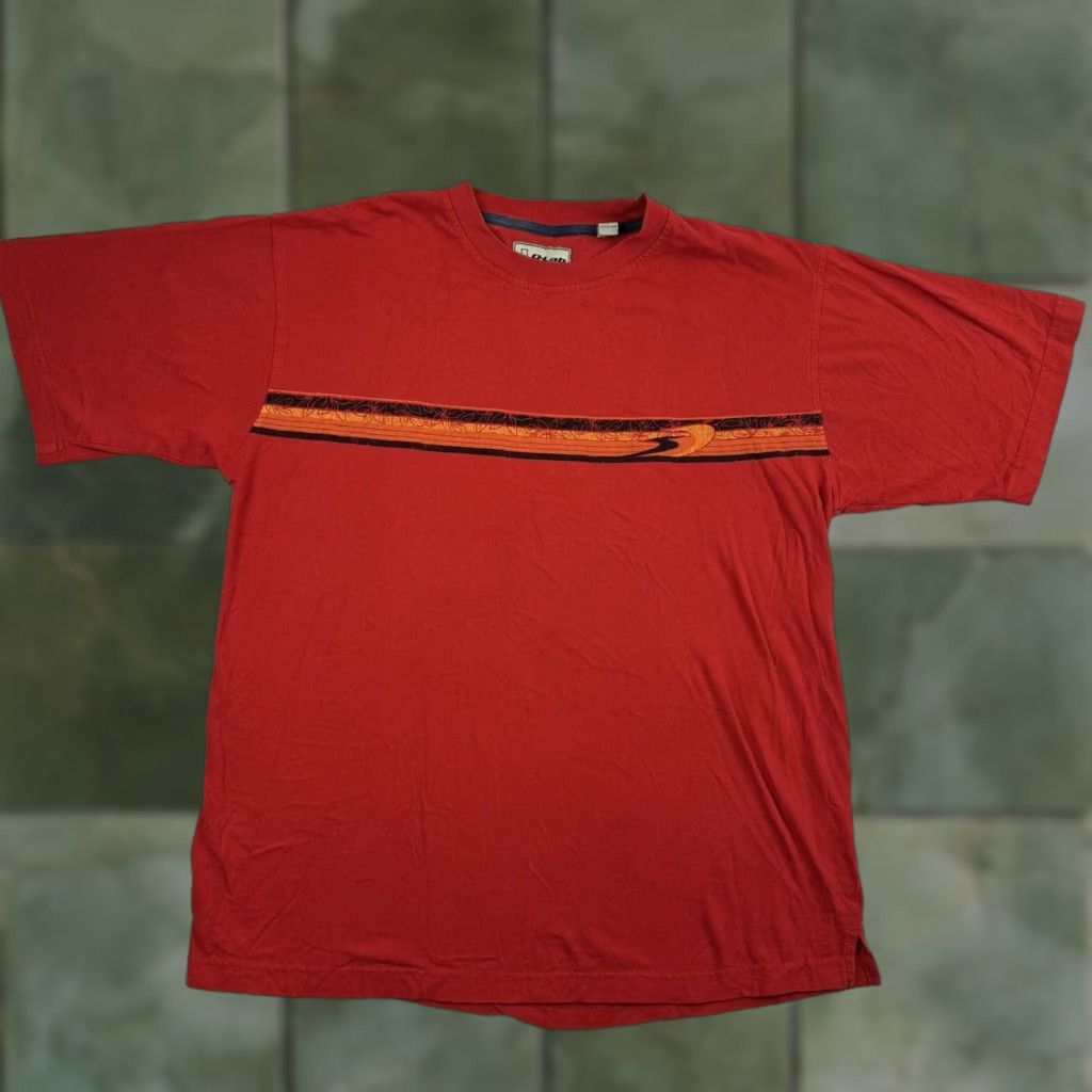 Vintage VINTAGE Doctor Lucky Shirt Adult Large Red T-Shirt 90s Grunge Skater Punk Mens Size US L / EU 52-54 / 3 - 1 Thumbnail