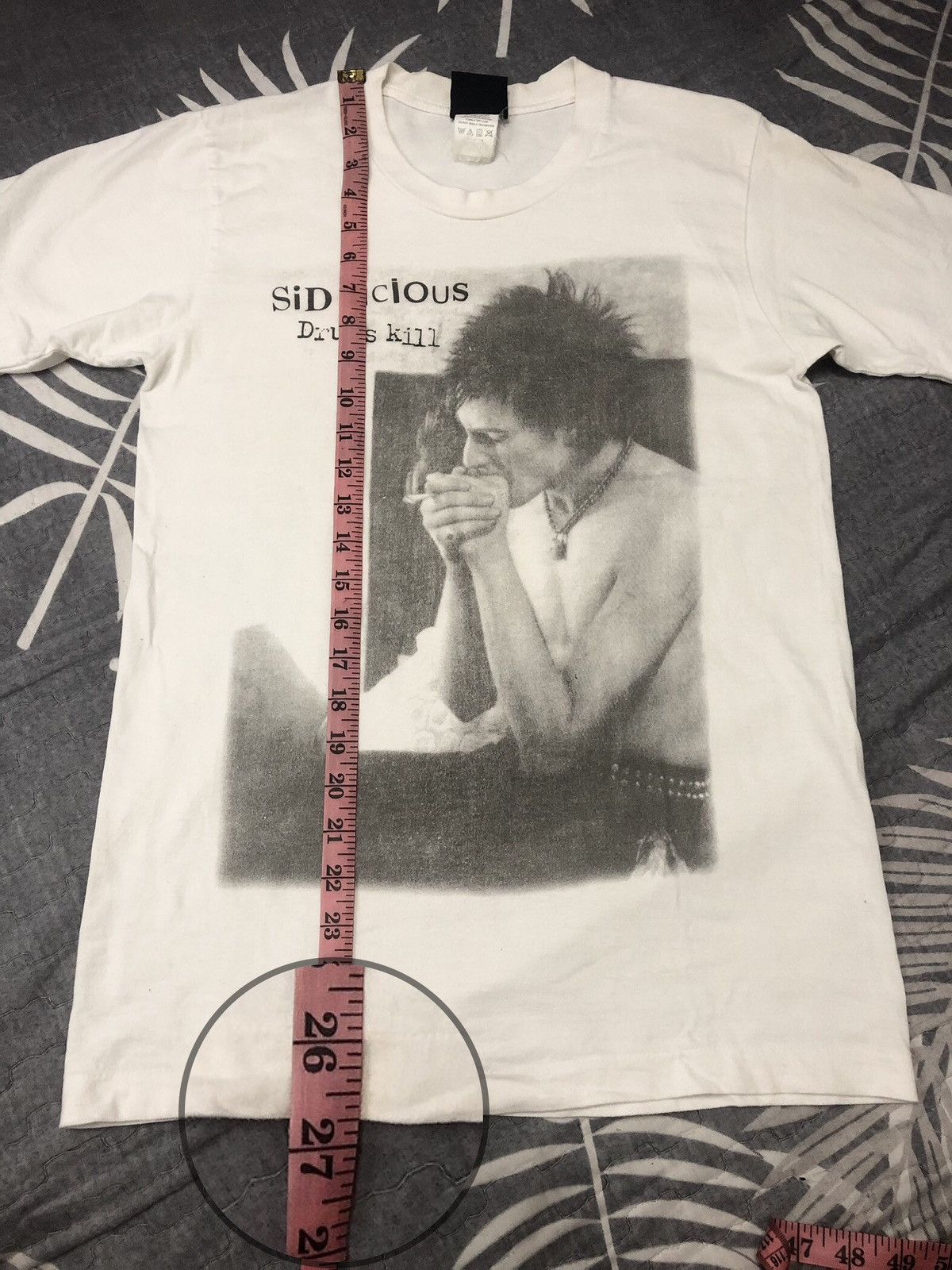 Band Tees Drugs kill - RIP Sid vicious t-shirt Size US S / EU 44-46 / 1 - 5 Thumbnail