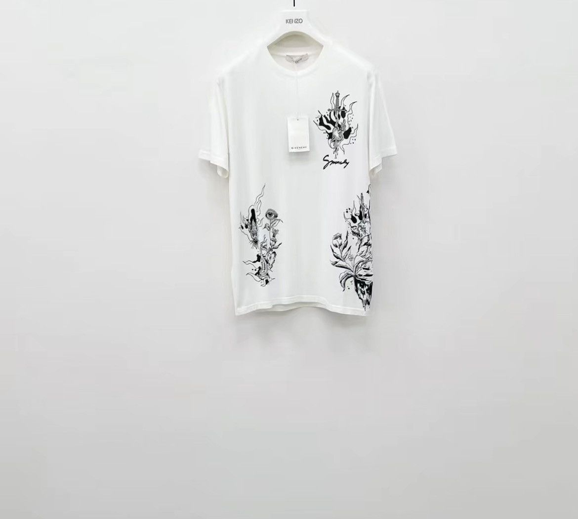 Givenchy GIVENCHY 100% Cotton Short Sleeve T-shirt J30 Size US M / EU 48-50 / 2 - 1 Thumbnail
