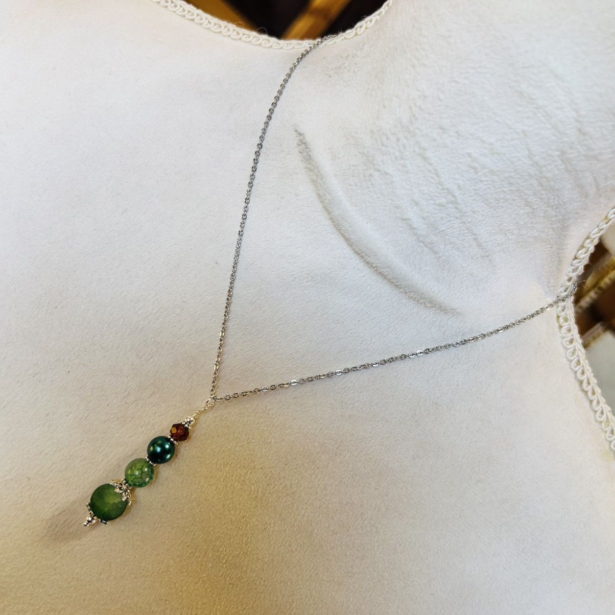 Handmade Handcrafted elegant genuine stone pendant on chain necklace Size ONE SIZE - 2 Thumbnail