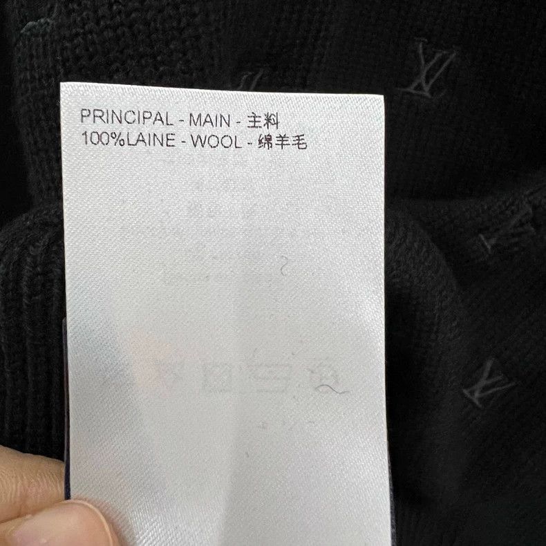 Louis Vuitton Louis Vuitton Black embroidered logo knitwear of Fei-Dong c Size US M / EU 48-50 / 2 - 5 Thumbnail