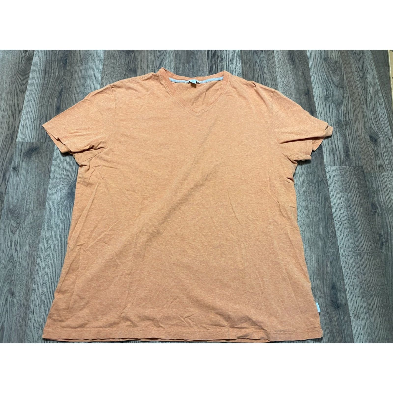 Calvin Klein Calvin Klein Shirt Men's XL Orange V-Neck Short Sleeve T-Shirt Size US XL / EU 56 / 4 - 2 Thumbnail
