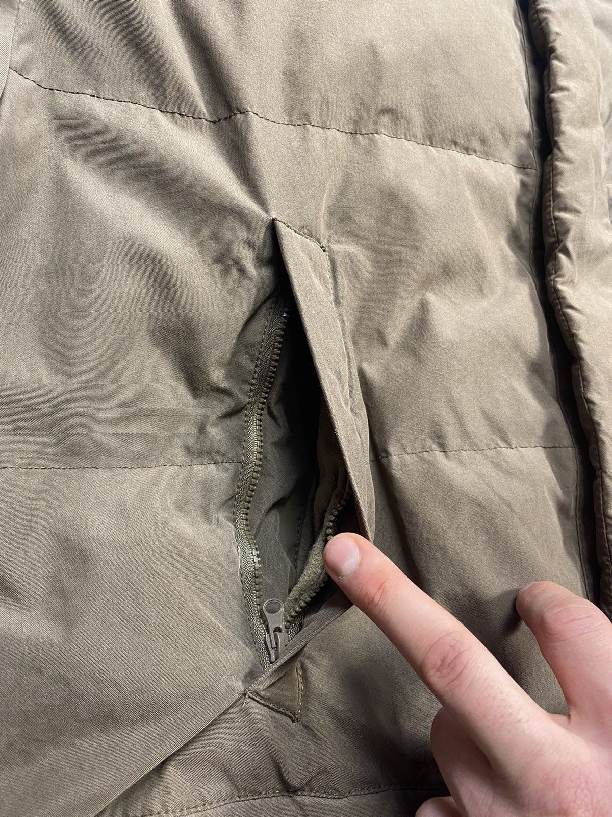 Corneliani Luxury Brown Corneliani ID Men’s Down Jacket Size XL Size US XL / EU 56 / 4 - 8 Thumbnail