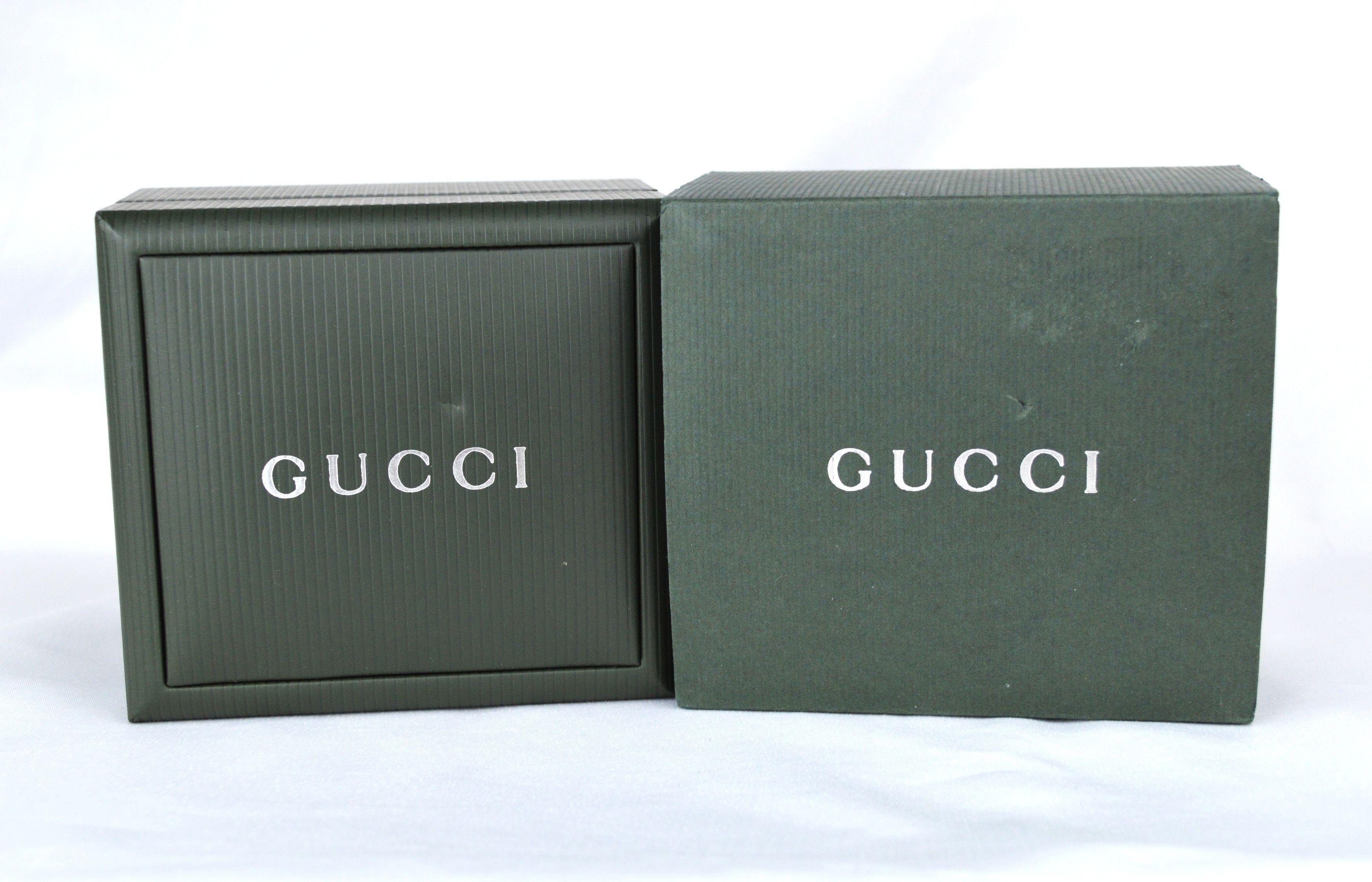 Gucci Gucci 9040M black dial watch with box Size 34 - 7 Thumbnail