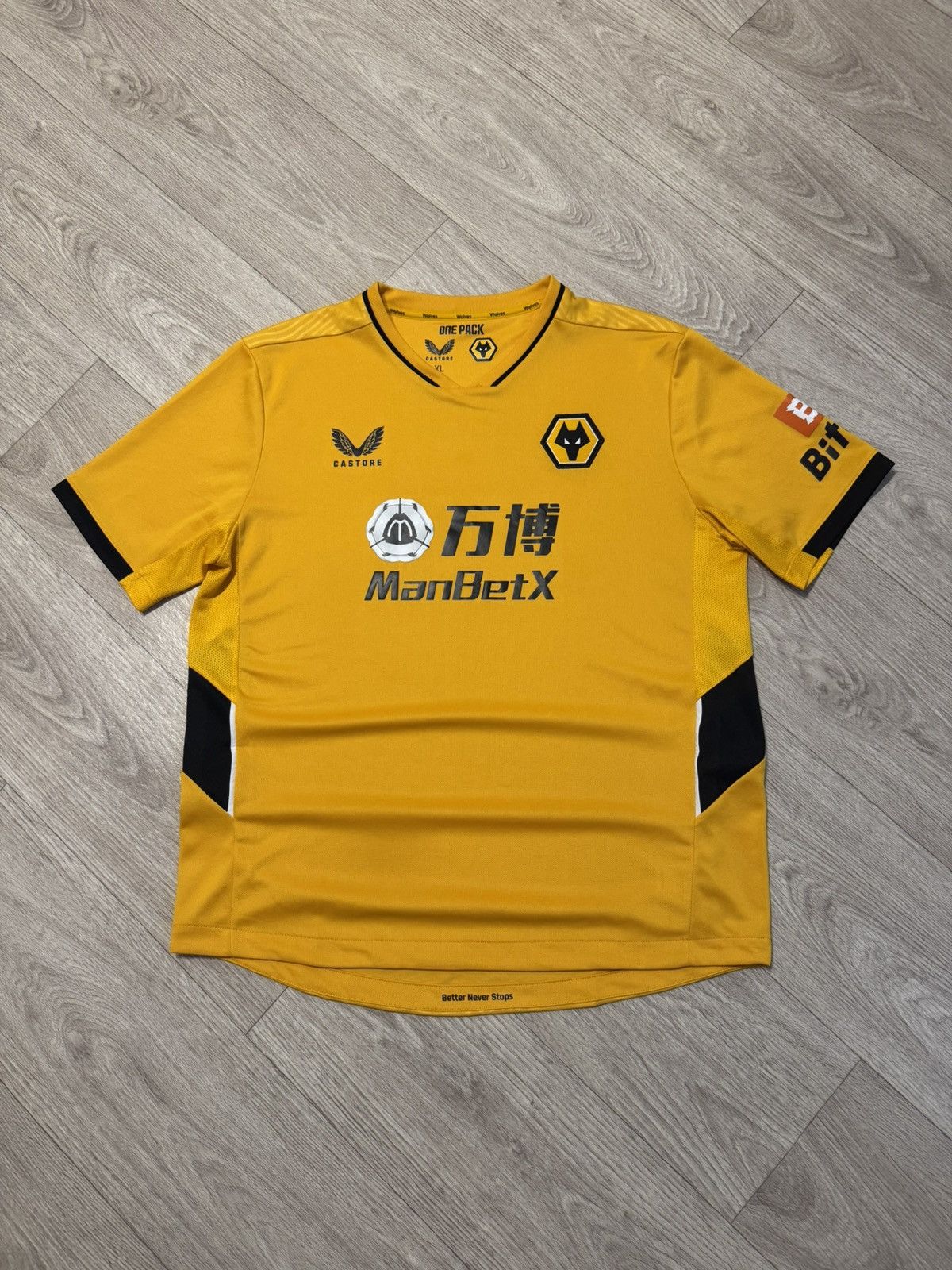 Other 🔷Castore Wolverhampton Wanderers 2021/22 Soccer jersey🔷 Size US XL / EU 56 / 4 - 1 Thumbnail