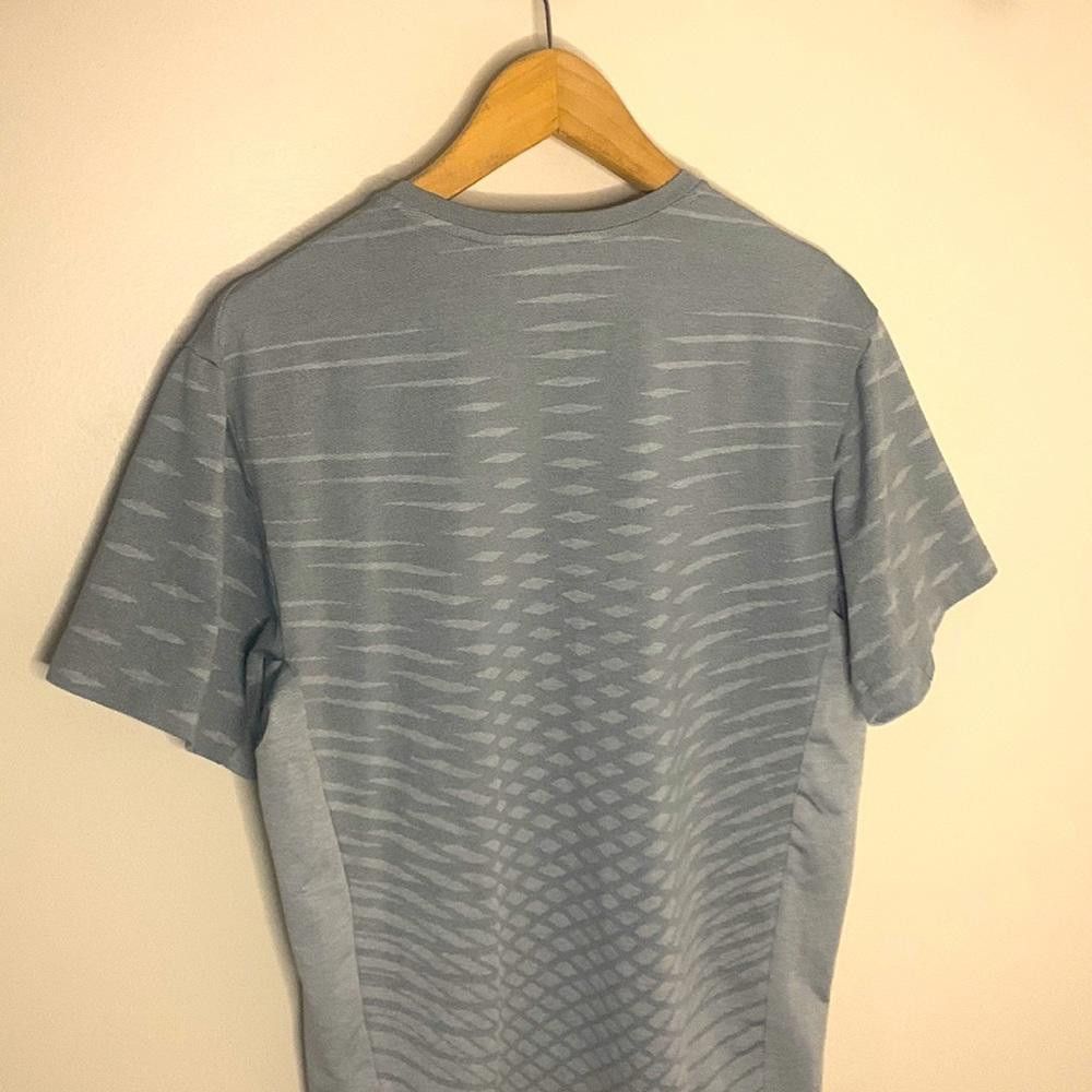 Nike SS Performance Tee - Nike - Grey - 95% poly, 5% spandex Size US M / EU 48-50 / 2 - 4 Thumbnail