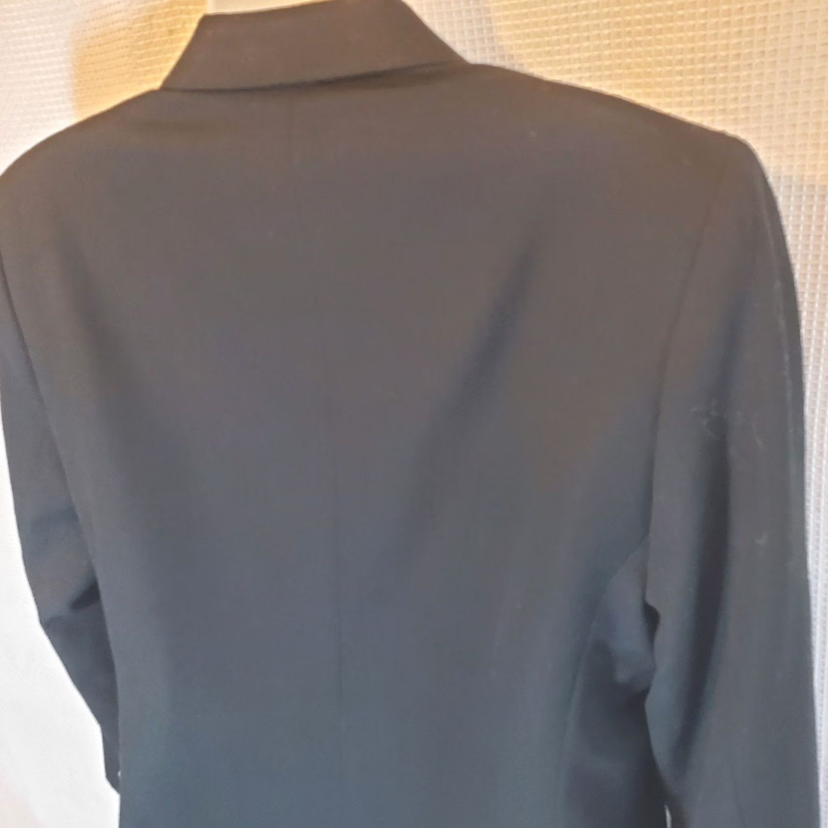 Austin Reed Vintage Austin Reed Womens Blazer Jacket Sz 6P Black 100% Worsted Wool Single Button - Business, Casual, Travel, Workwear Size M / US 6-8 / IT 42-44 - 7 Thumbnail