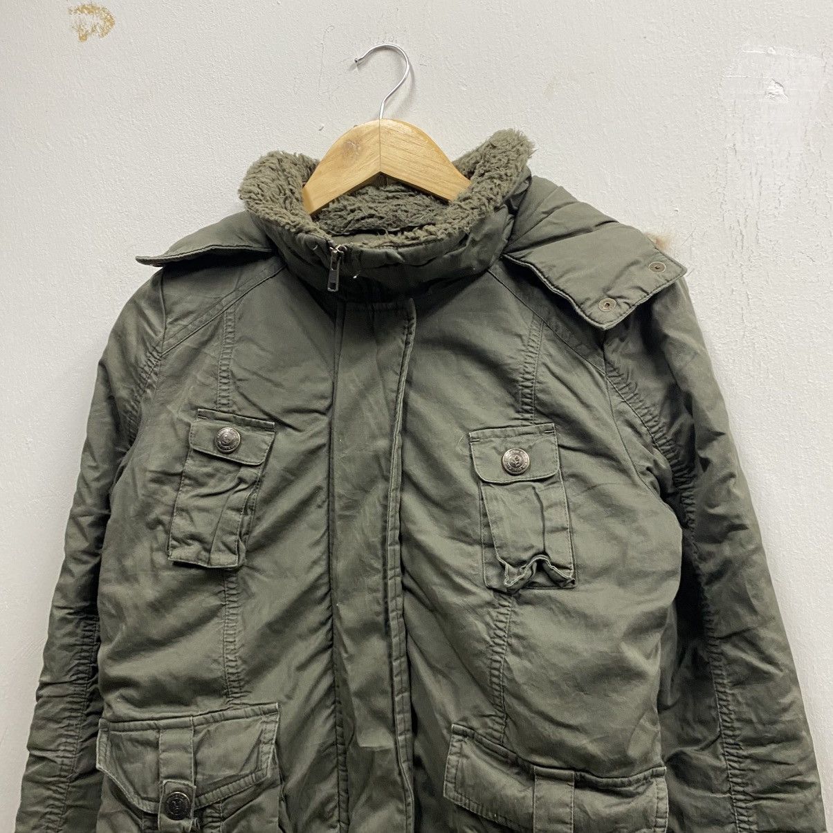 Von Dutch military green Von Dutch hooded jacket four front pockets Size US M / EU 48-50 / 2 - 4 Thumbnail