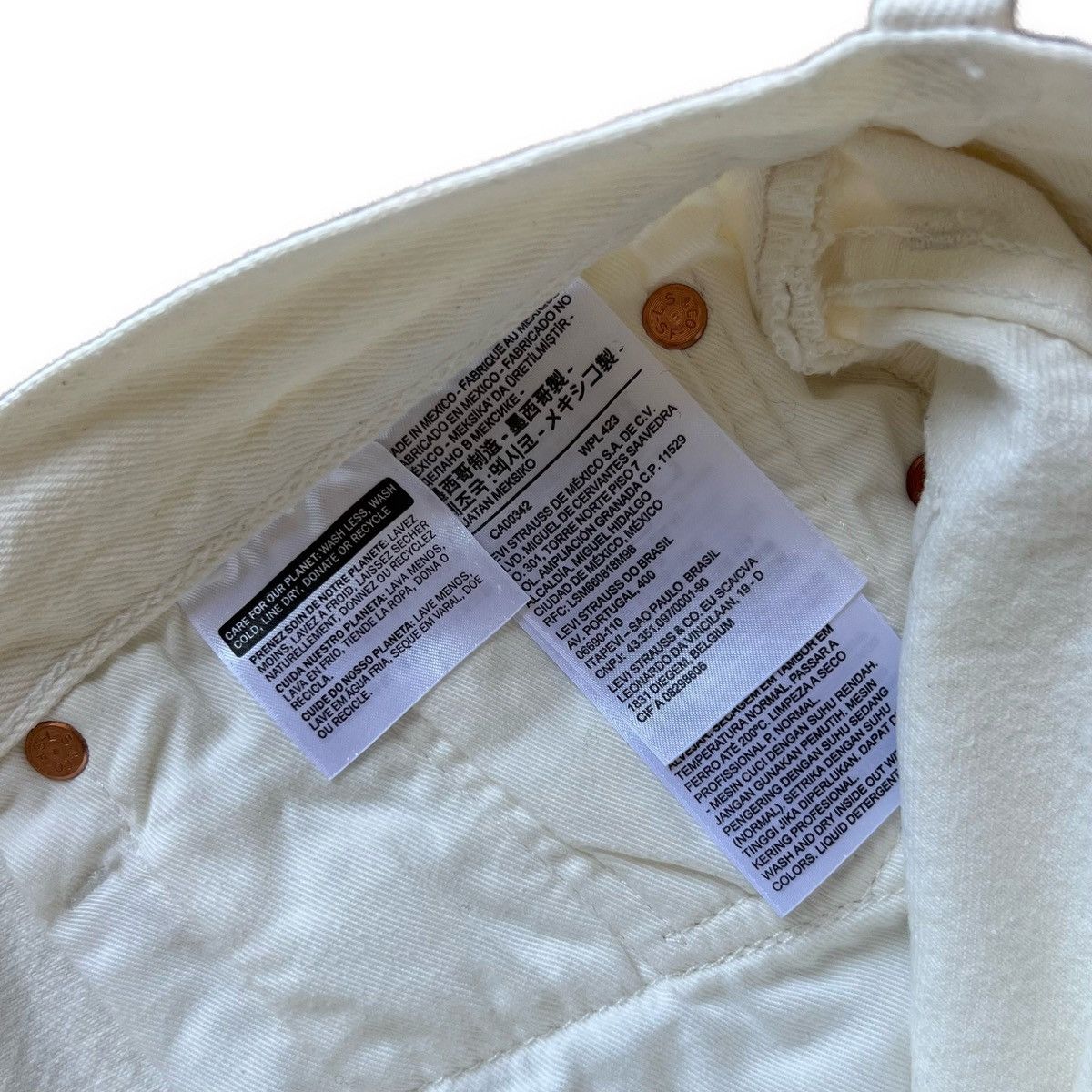 DENIM TEARS Rhinestone Cotton Wreath Jeans in White Size US 30 / EU 46 - 7 Thumbnail