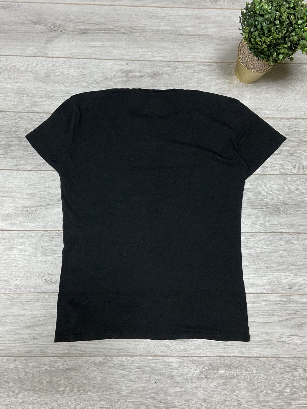 Vivienne Westwood Vivienne Westwood climate revolution vintage t-shirt orb Size US XL / EU 56 / 4 - 13 Thumbnail