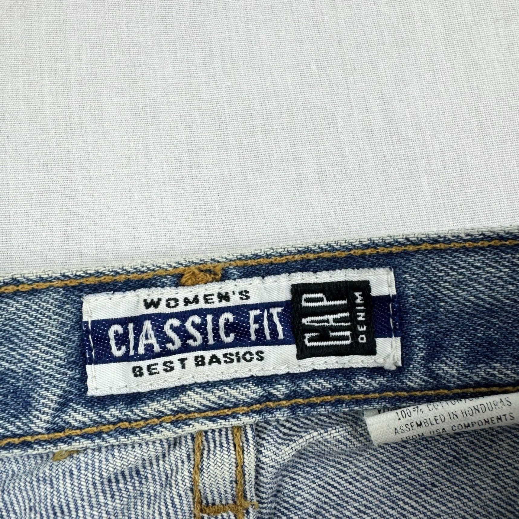 Gap VINTAGE Gap Jeans Womens Size 12 Ankle Fit High Waist Blue Classic Style 90s Casual Cold Weather Size 34" / US 12 / IT 48 - 7 Thumbnail